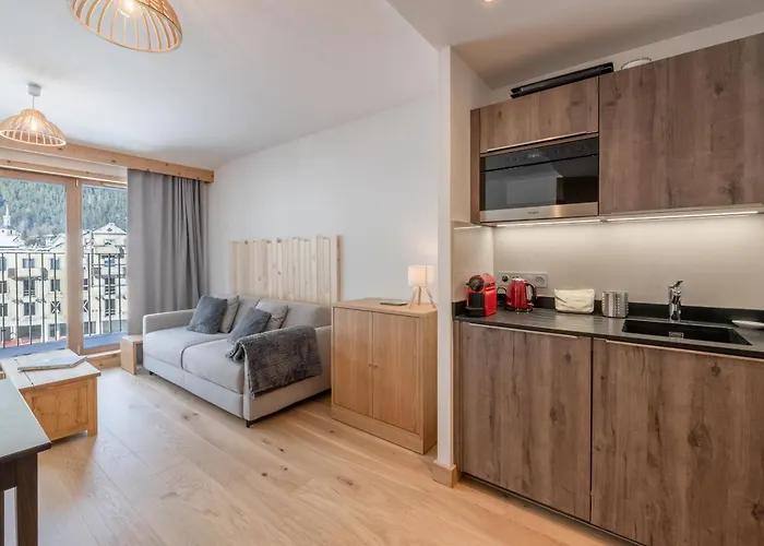 Cozy Au Centre De Avec Balcon - Fr-1-343-274 Апартаменты *