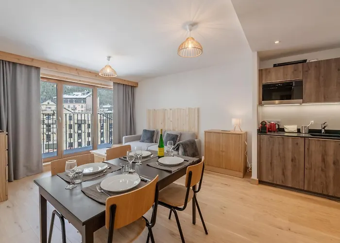 Cozy Au Centre De Avec Balcon - Fr-1-343-274