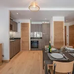 Cozy Au Centre De Avec Balcon - Fr-1-343-274 Lejlighed